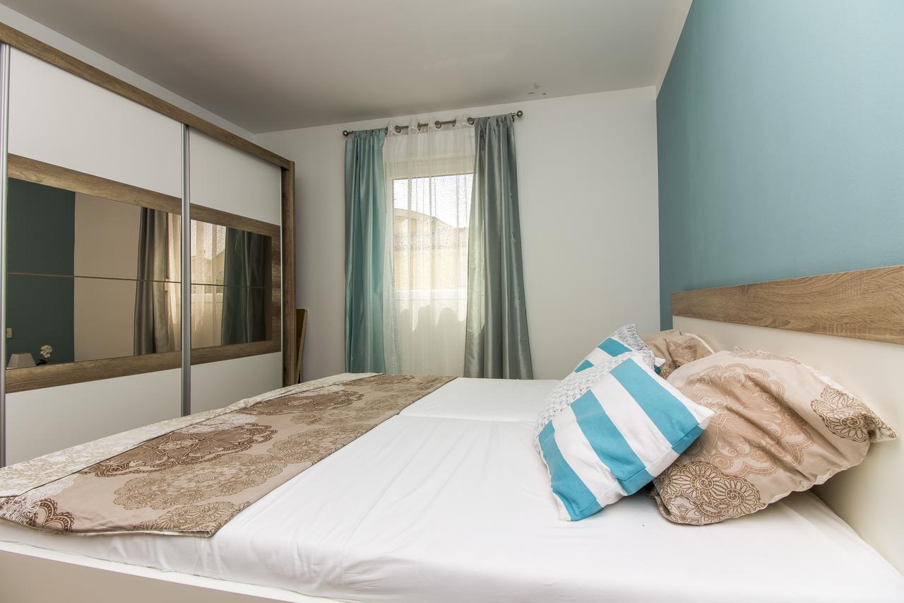 Apartman Maxim Apartment Pula Exterior photo
